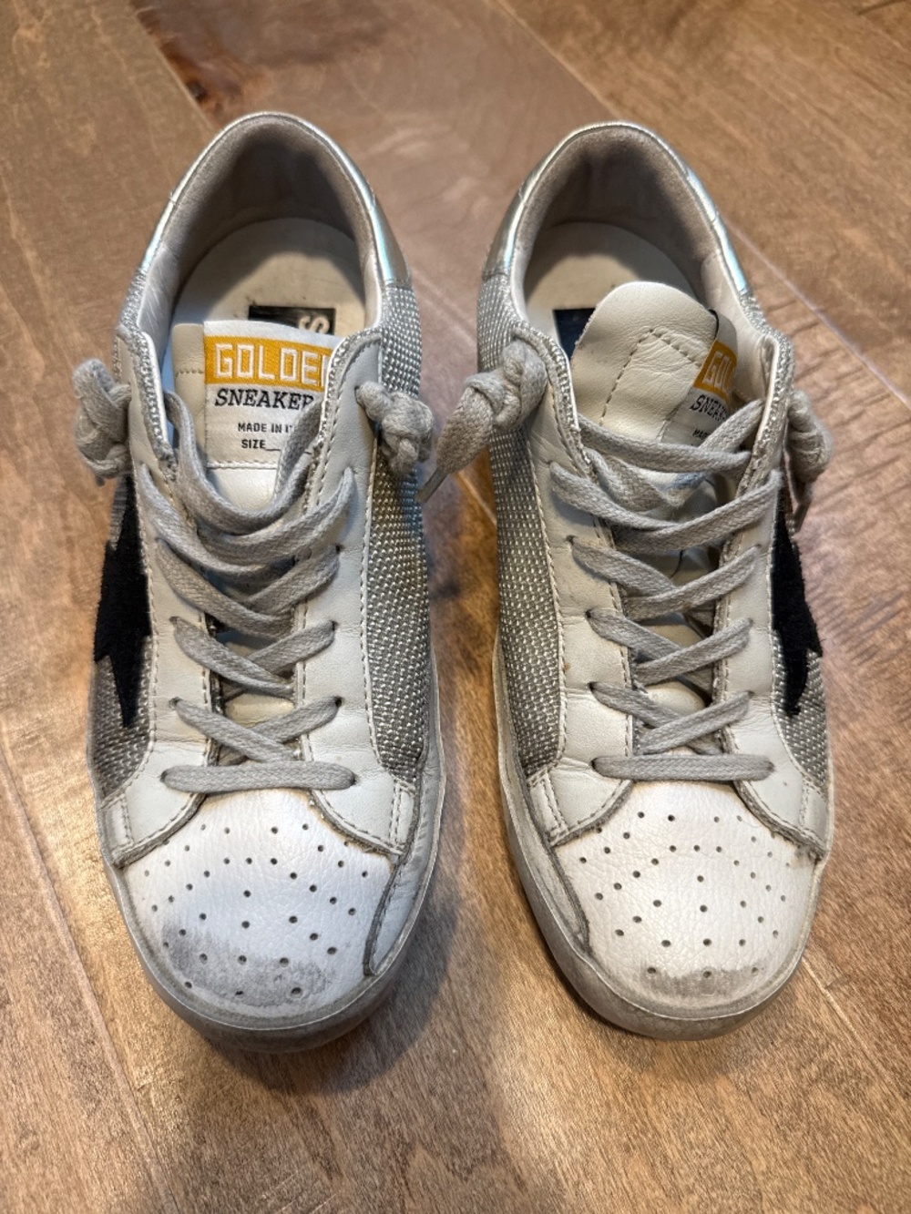Golden Goose - Picture 2 of 2